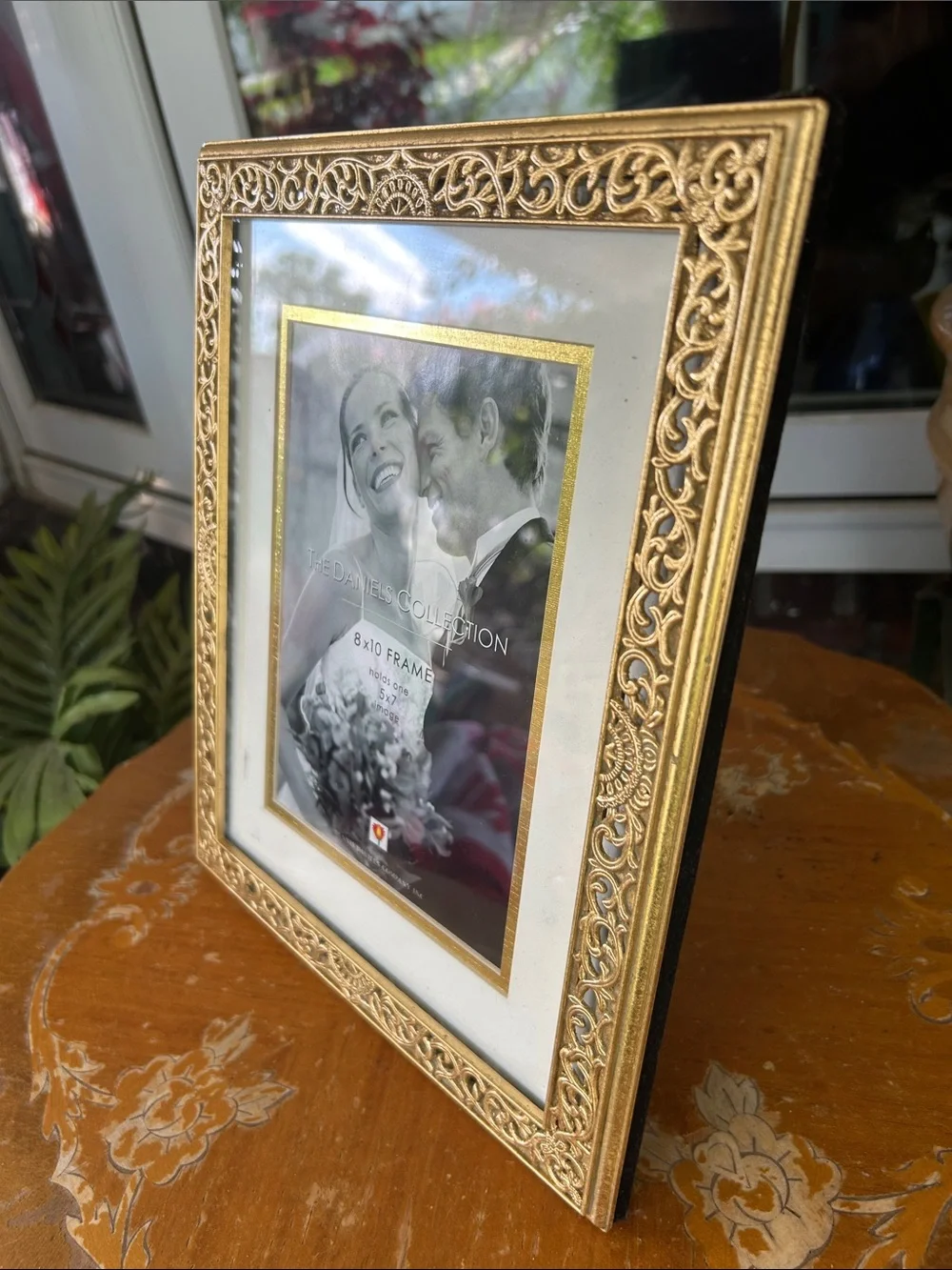 Gold Decorative 8x10 Picture Frame